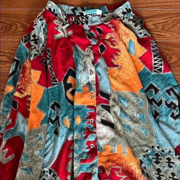 Suttles & Seawinds Colorful Geometric Patterned Skirt - Picture 3 of 3